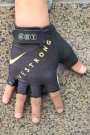 2011 Livestrong Gloves Cycling Green